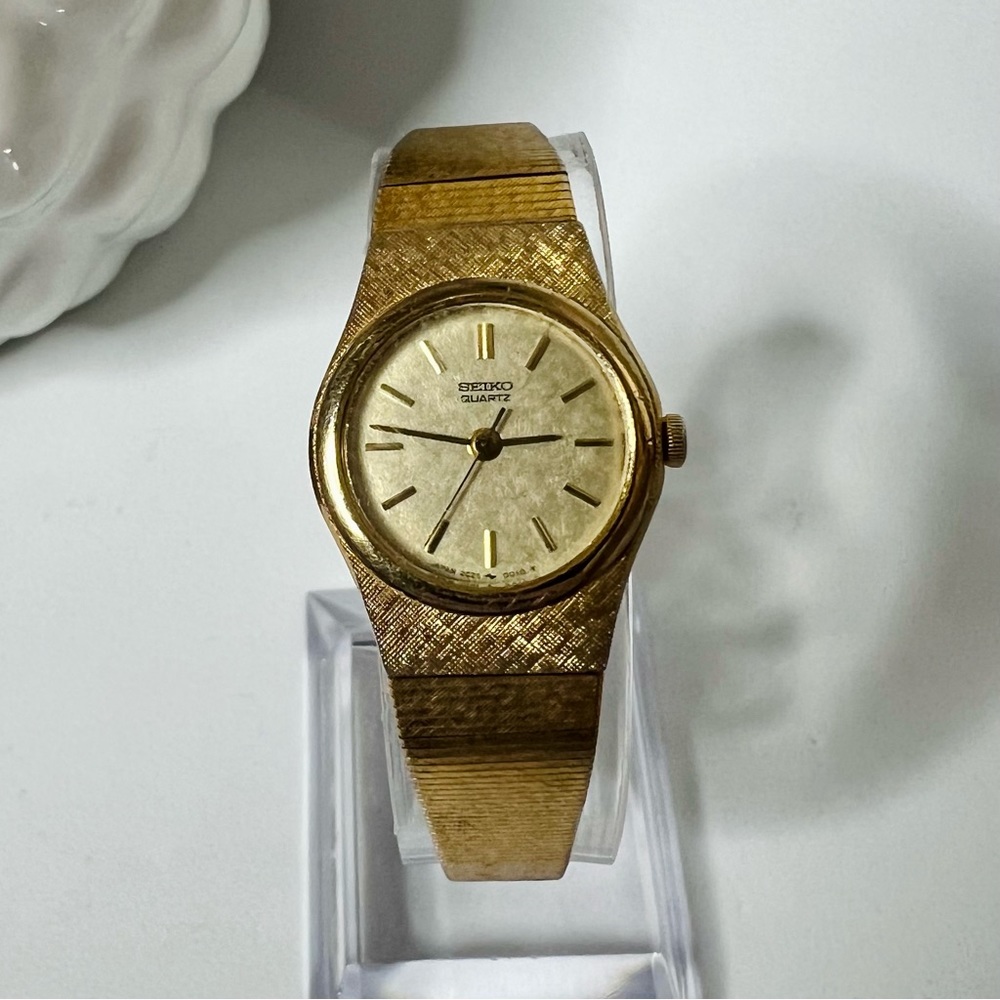 Dainty Vintage Gold Seiko Watch